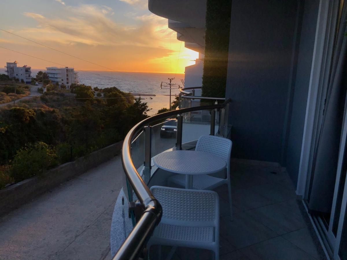 F&J Hotel Sarandë Eksteriør bilde